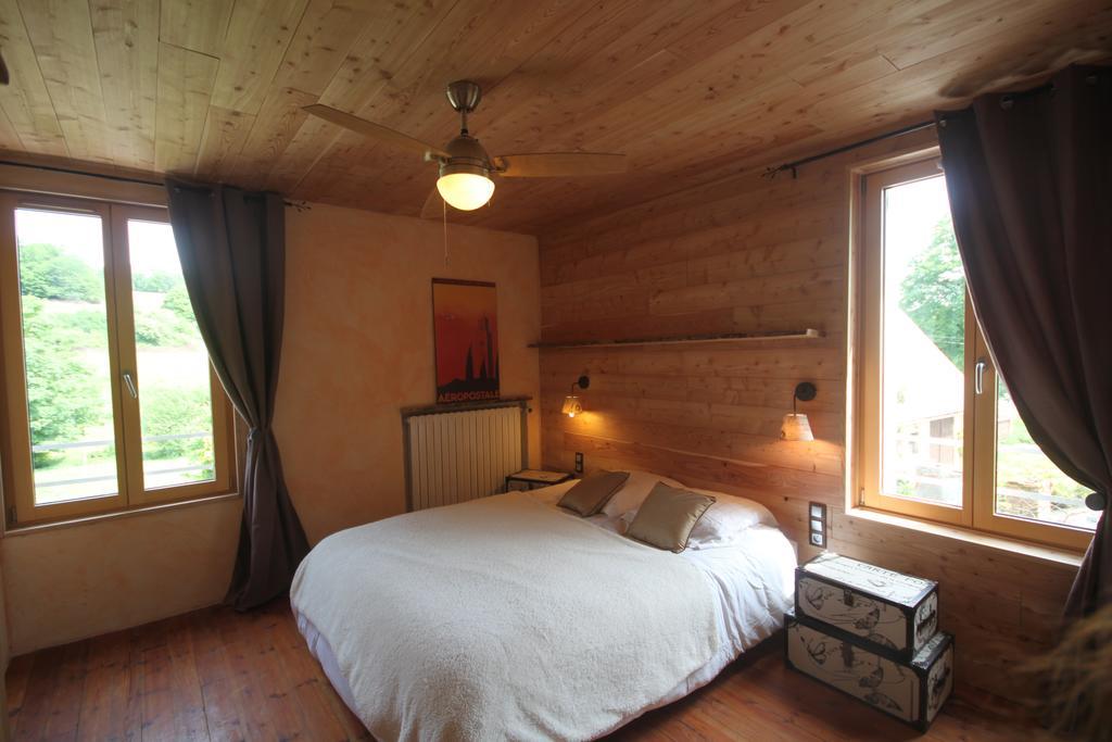 La Maison du Bonheur Anlhiac Eksteriør billede